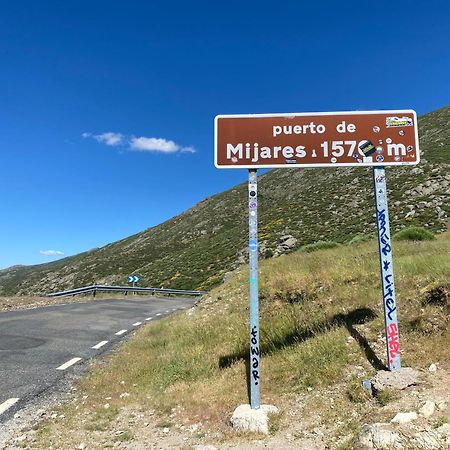 Mirador Del Tietar Apartment Mijares  ภายนอก รูปภาพ